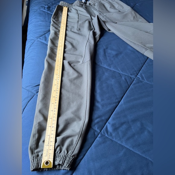 Lululemon Athletica Dark Grey Leggings - Picture 4 of 6